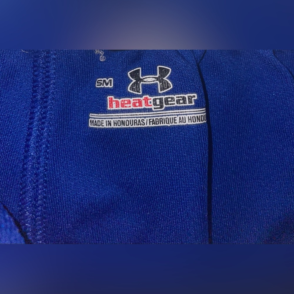 Underarmour soccer shorts - Picture 2 of 3